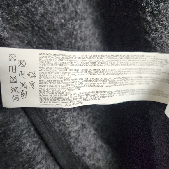 MINKPINK NWT Just Charming Shrug Poncho Gray Plaid OSFA Women's One Size - Picture 13 of 13